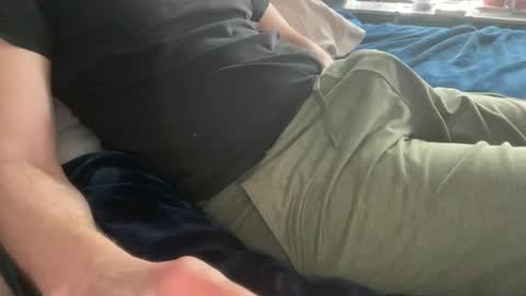 daddnextdoor online show from 23, 4, 2026