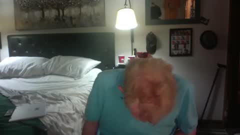 Snapshot of daddy_mack_treats_you chatting on 11, 9, 2025 daddy_mack_treats_you online show from 11, 9, 2025