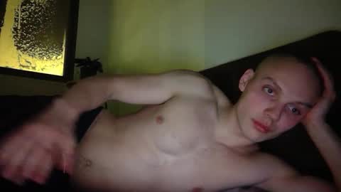Snapshot of daddybiggiedong chatting on 22, 1, 2025 daddybiggiedong online show from 22, 1, 2025