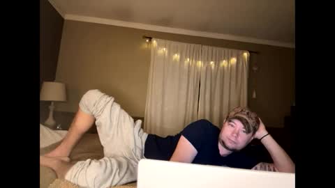 DaddyCam33 online show from 5, 1, 2025