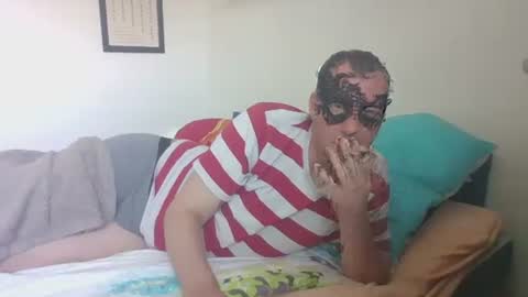 Snapshot of daddycomehome1 chatting on 19, 3, 2026 daddycomehome1 online show from 19, 3, 2026