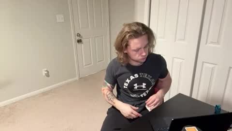 Snapshot of daddydaydrinkz chatting on 10, 3, 2025 DaddydayDrinkz online show from 10, 3, 2025