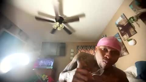 sexy tatted king bbc online show from 20, 5, 2026