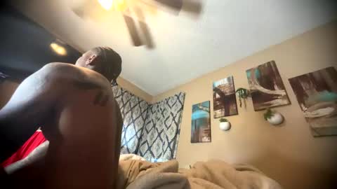 sexy tatted king bbc online show from 22, 5, 2026
