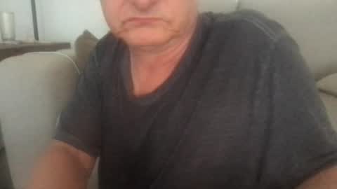 daddymike92883_1 online show from 25, 1, 2025