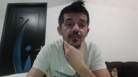 Snapshot of daddynextdoor86 chatting on 2, 12, 2025 daddynextdoor86 online show from 2, 12, 2025