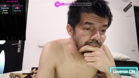 daddynextdoor86 online show from 8, 4, 2026