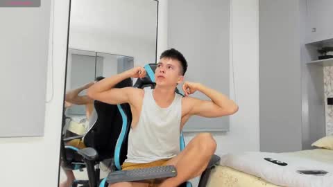 Snapshot of daddyrich4u chatting on 27, 9, 2025 daddyrich4u online show from 27, 9, 2025