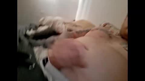 Snapshot of daddyslut_mamastud2024 chatting on 23, 9, 2025 daddyslut_mamastud2024 online show from 23, 9, 2025