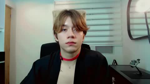 Snapshot of dae_lune chatting on 24, 2, 2026 dae_lune online show from 24, 2, 2026