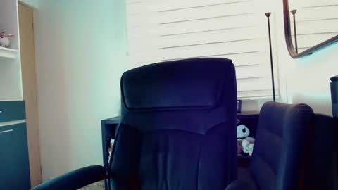 Snapshot of dae_lune chatting on 25, 3, 2026 dae_lune online show from 25, 3, 2026