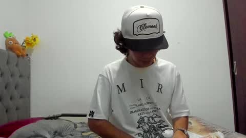 Snapshot of daemon_txuspunk chatting on 2, 1, 2025 DAEMON online show from 2, 1, 2025