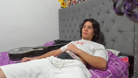 Snapshot of daemon_txuspunk chatting on 19, 2, 2025 DAEMON online show from 19, 2, 2025