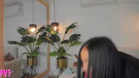 dafne_hillss online show from 1, 2, 2026