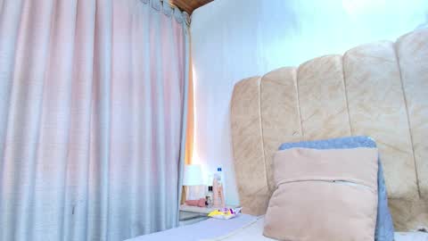 Snapshot of dafne_quenn chatting on 23, 2, 2026 dafne_quenn online show from 23, 2, 2026