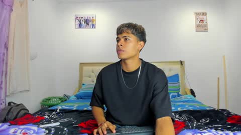 dafnezahiraa  online show from 5, 1, 2025