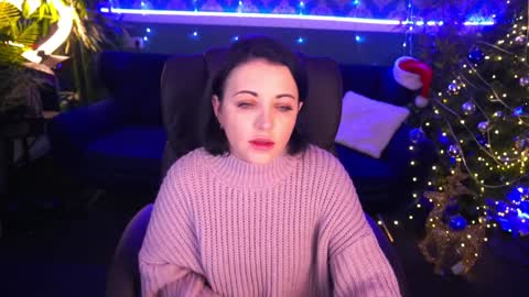 Dafni Mon online show from 6, 1, 2025