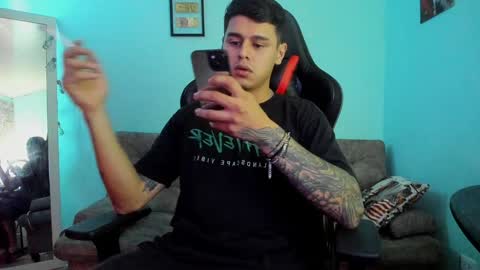 Snapshot of dage_19 chatting on 5, 1, 2025 my name is Jhon and I live in colombia online show from 5, 1, 2025