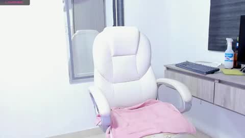 Dahian  online show from 18, 9, 2025