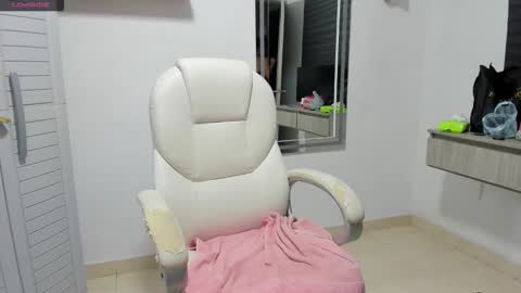 Snapshot of dahian_carter chatting on 19, 1, 2026 Dahian online show from 19, 1, 2026