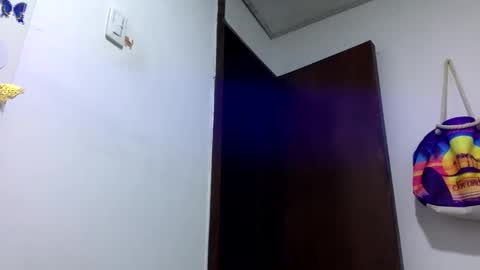 Snapshot of dahiana2727 chatting on 22, 10, 2025 dahia online show from 22, 10, 2025