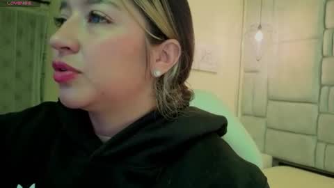 Dahiana  online show from 25, 6, 2026