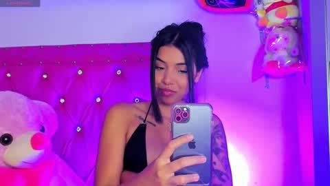 Snapshot of dahiangomezz chatting on 25, 1, 2025 online show from 25, 1, 2025