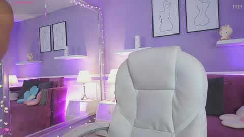 Dahlia Grey online show from 17, 3, 2026