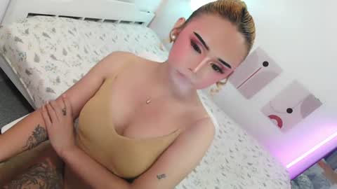 Snapshot of dahliea69 chatting on 23, 7, 2026 EILLEH online show from 23, 7, 2026