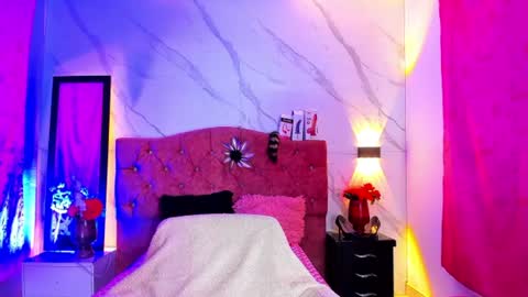 diosa dhaly online show from 13, 6, 2026