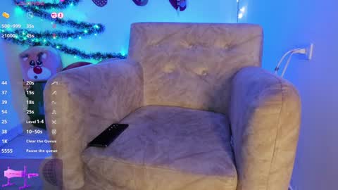  Dahnia  online show from 4, 1, 2025