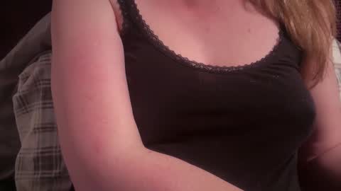 Snapshot of dairystation chatting on 29, 4, 2026 Mx Mommy Moo online show from 29, 4, 2026