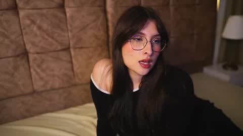 Lauren            online show from 17, 3, 2026