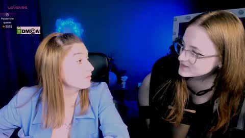 Little Di online show from 4, 2, 2025