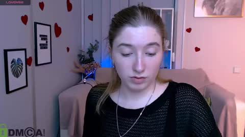 Little Di online show from 2, 3, 2025