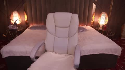 daisydelight_ online show from 18, 1, 2025