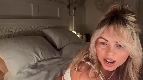 Daisy Dreams online show from 8, 3, 2026