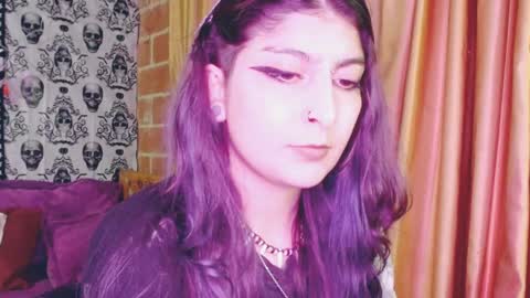    --  -- help me reach 100 hands up  online show from 8, 2, 2025