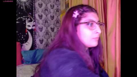    --  -- help me reach 100 hands up  online show from 27, 11, 2025