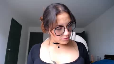 IG  dakotasofiaa online show from 16, 2, 2026