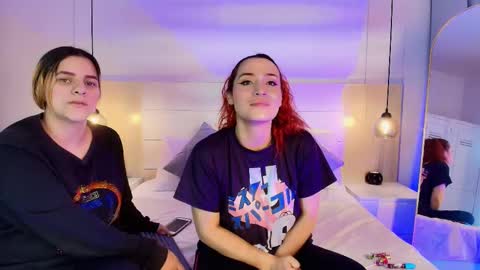 Dakota-Megan online show from 6, 11, 2025