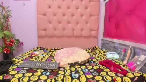 Mariana online show from 14, 11, 2025