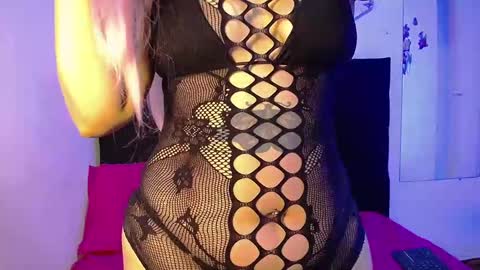 Daakota  online show from 19, 2, 2026