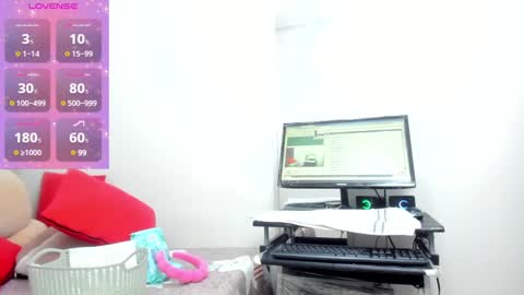  Ren  online show from 31, 12, 2024