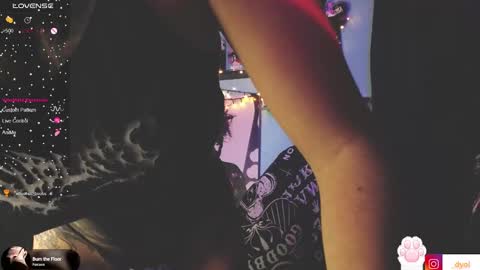 dalia_vorhees online show from 10, 1, 2025