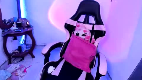 Dalia April online show from 24, 3, 2026