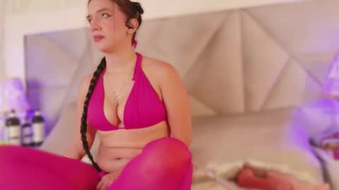 leila williams online show from 24, 3, 2026