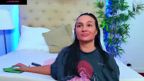 daliyaa_ online show from 15, 9, 2025