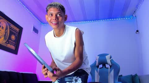 damar_felipe online show from 23, 1, 2025