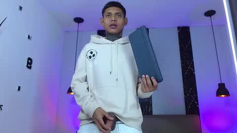 damar_felipe online show from 9, 10, 2025